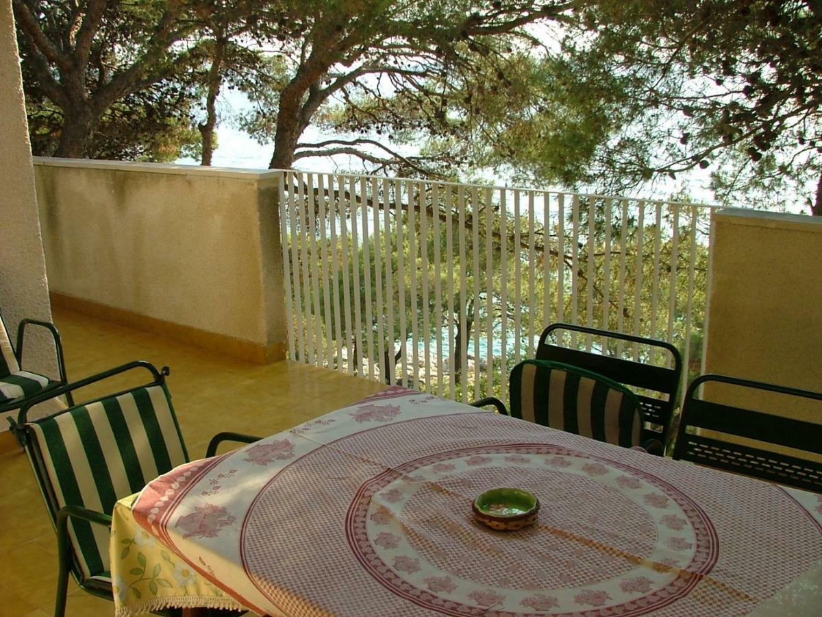 Apartments Polic Primošten المظهر الخارجي الصورة