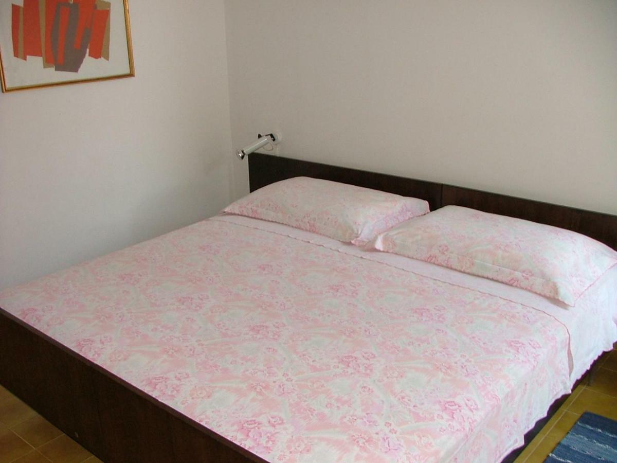 Apartments Polic Primošten المظهر الخارجي الصورة